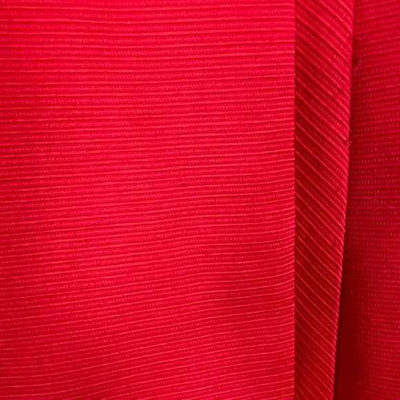 Studio One Red Dress Fitted Cap Sleeve EUC Size 12 - Picture 4 of 9